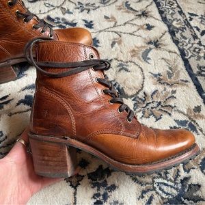 frye sabrina 6g lace up cognac